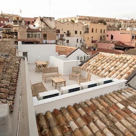 Trinita Rooftop - Cuore Di Cagliari Exterior photo